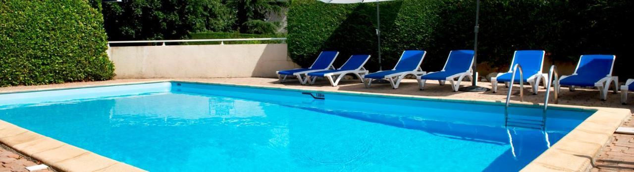 Hotel Les Peyrieres Olemps Екстериор снимка
